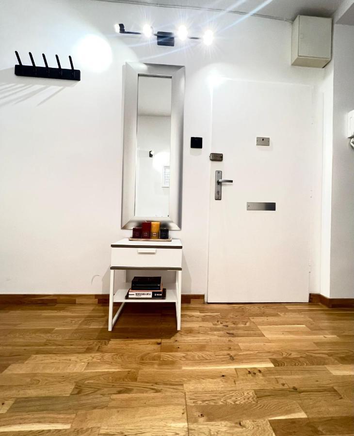 Spacious Apartment With Terrace Βιέννη Εξωτερικό φωτογραφία