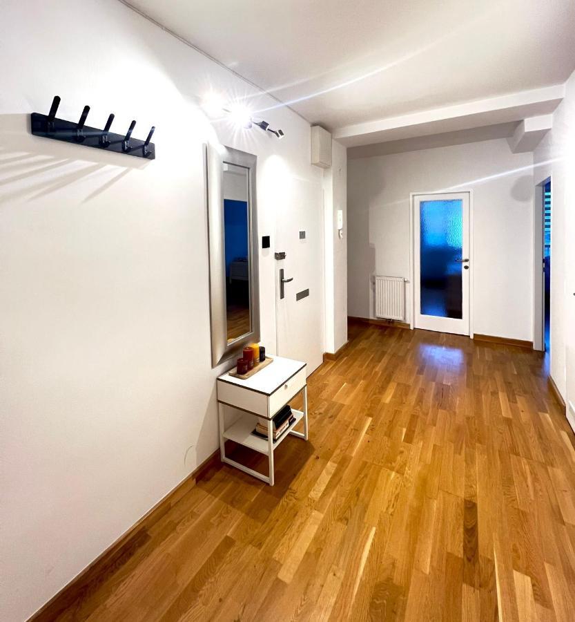 Spacious Apartment With Terrace Βιέννη Εξωτερικό φωτογραφία
