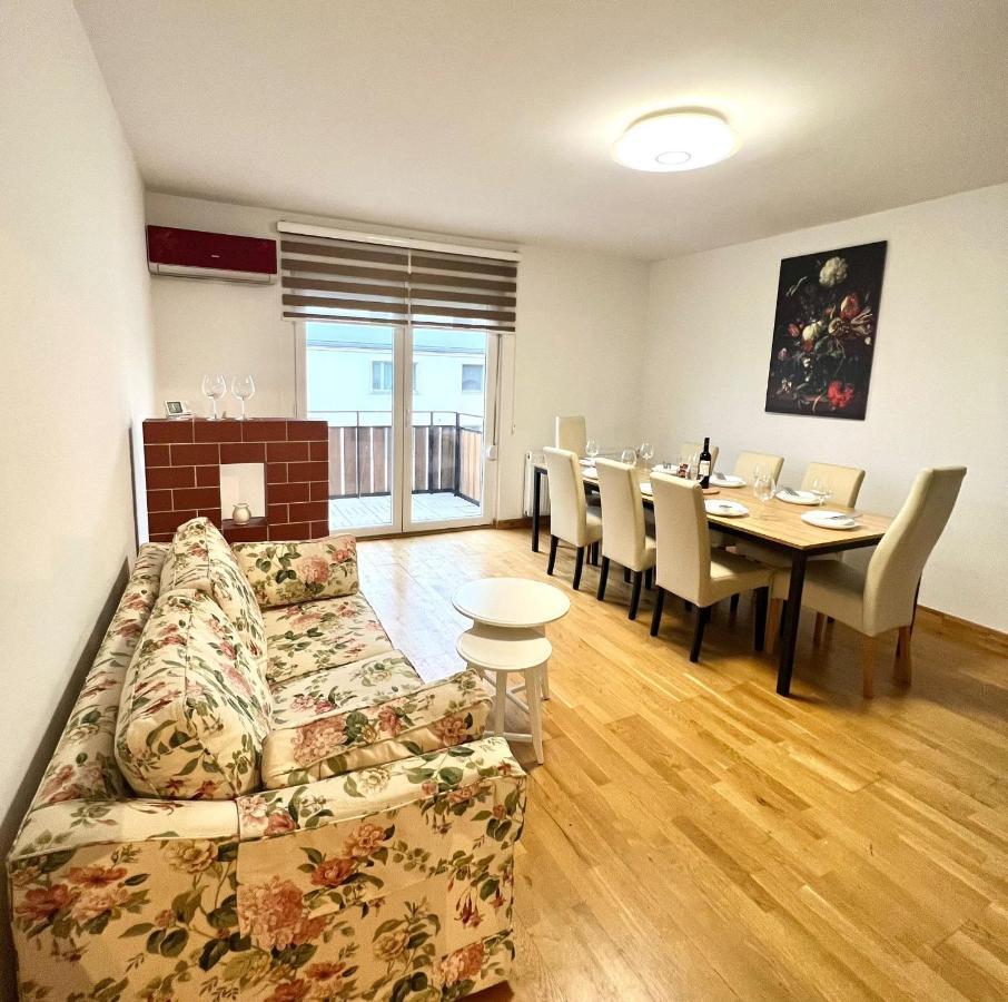 Spacious Apartment With Terrace Βιέννη Εξωτερικό φωτογραφία